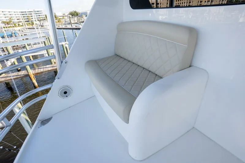 Slide: The Image of Viking 72 Enclosed Bridge 2021 - 29