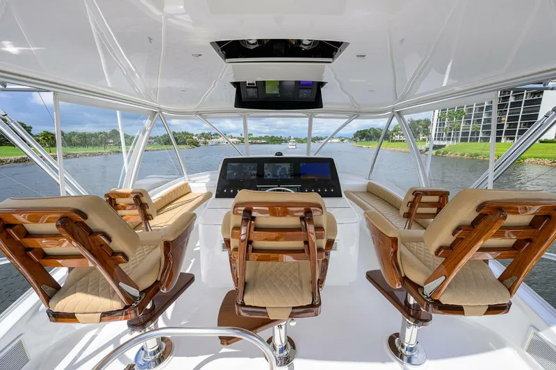 Slide: The Image of Viking 64 Convertible 2023 - 33