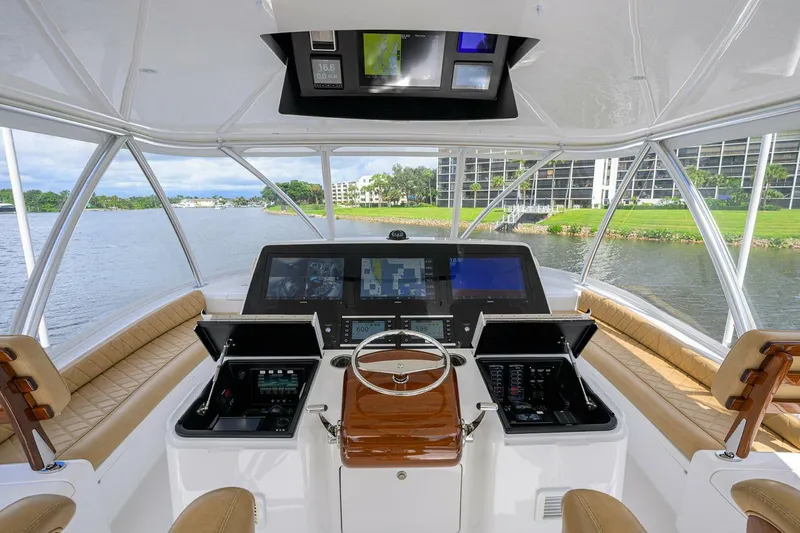 Slide: The Image of Viking 64 Convertible 2023 - 36