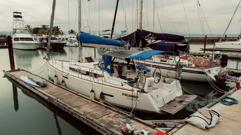 Slide: The Image of Jeanneau 389 Sun Odyssey 2019 - 4