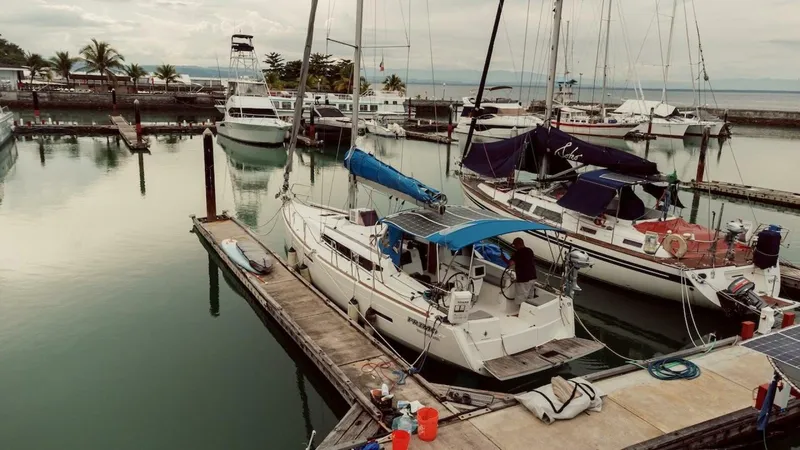Slide: The Image of Jeanneau 389 Sun Odyssey 2019 - 6