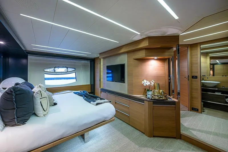 Slide: The Image of Pershing Pershing 92 2014 - 13