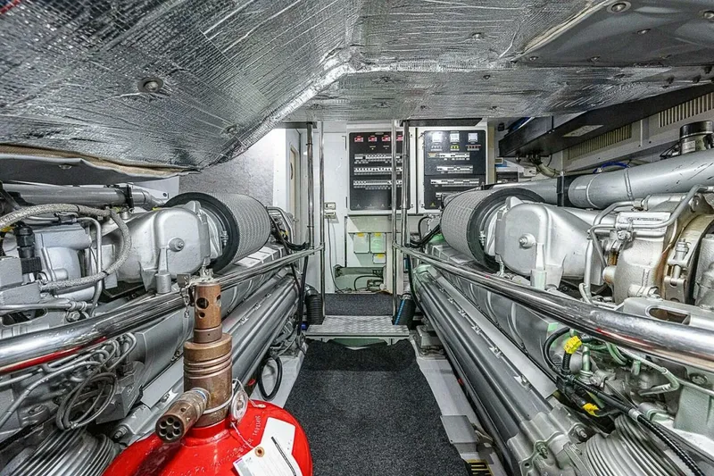 Slide: The Image of Pershing Pershing 92 2014 - 29