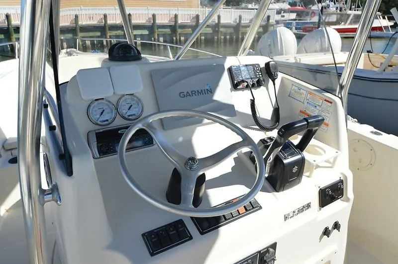 Slide: The Image of Pursuit 2670 CC 2005 - 16
