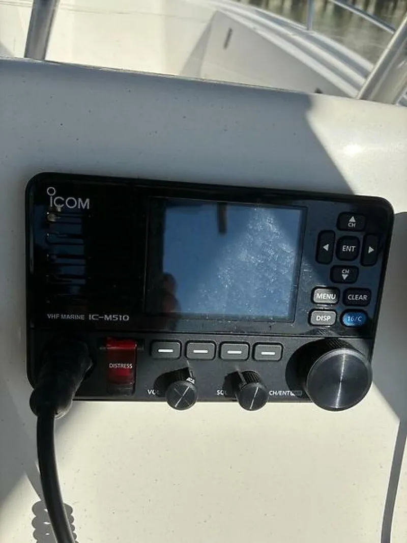 Slide: The Image of Pursuit 2670 CC 2005 - 20