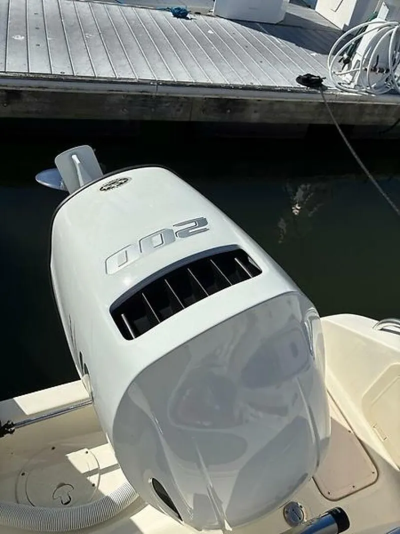 Slide: The Image of Pursuit 2670 CC 2005 - 25