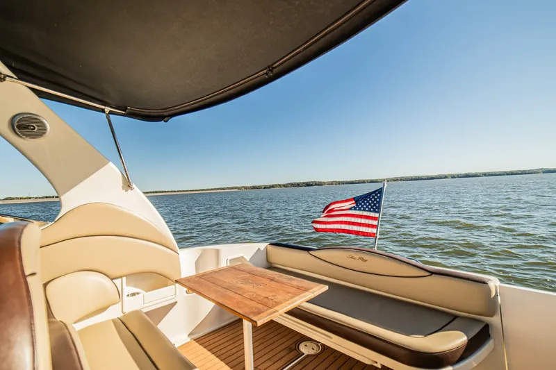 Slide: The Image of Sea Ray 360 Sundancer 2002 - 21