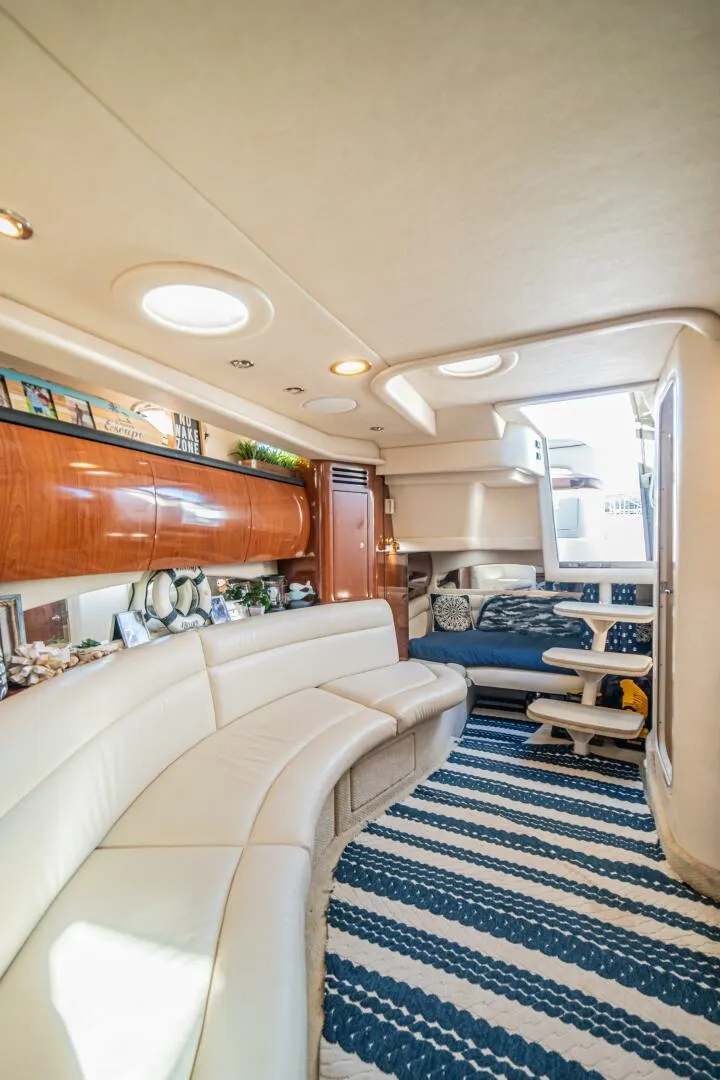 Slide: The Image of Sea Ray 360 Sundancer 2002 - 23