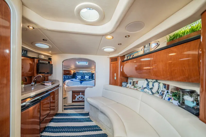 Slide: The Image of Sea Ray 360 Sundancer 2002 - 26