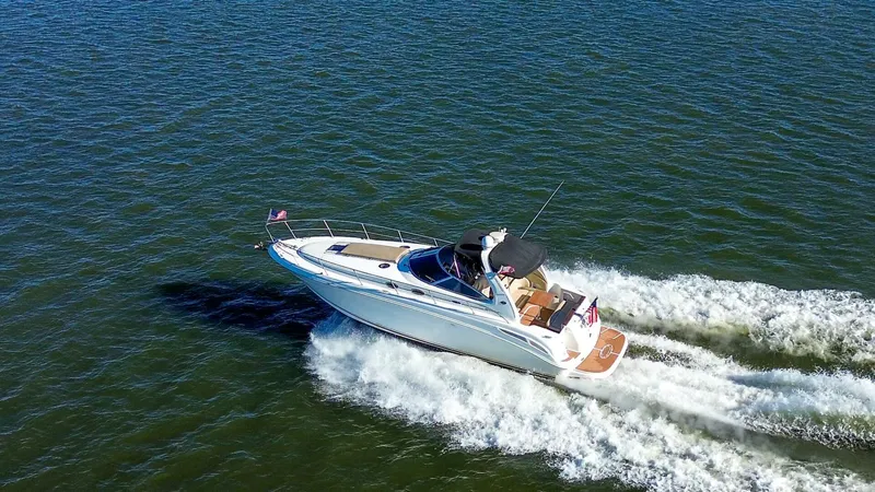 Slide: The Image of Sea Ray 360 Sundancer 2002 - 4