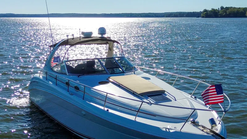 Slide: The Image of Sea Ray 360 Sundancer 2002 - 9