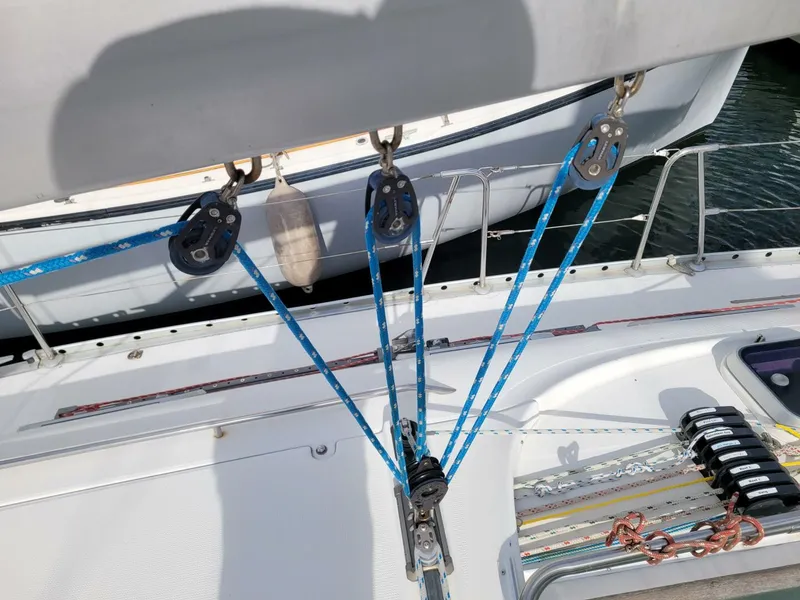 Slide: The Image of Beneteau 42s7 1996 - 12