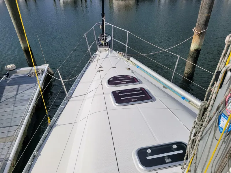 Slide: The Image of Beneteau 42s7 1996 - 15