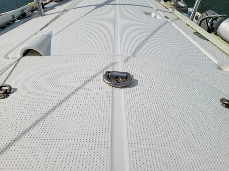 Slide: The Image of Beneteau 42s7 1996 - 16