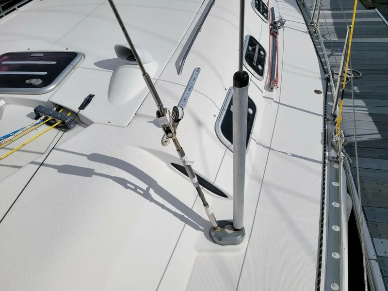 Slide: The Image of Beneteau 42s7 1996 - 24