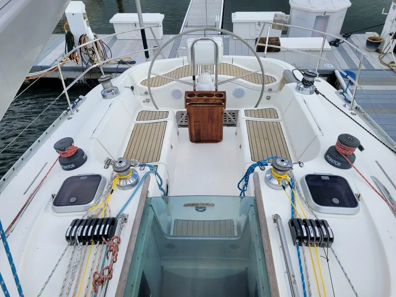 Slide: The Image of Beneteau 42s7 1996 - 25