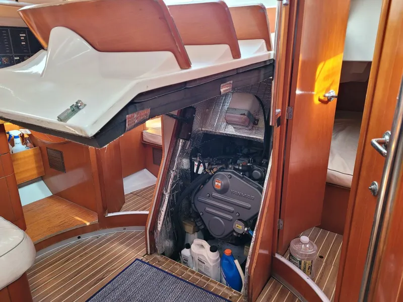 Slide: The Image of Beneteau 42s7 1996 - 57