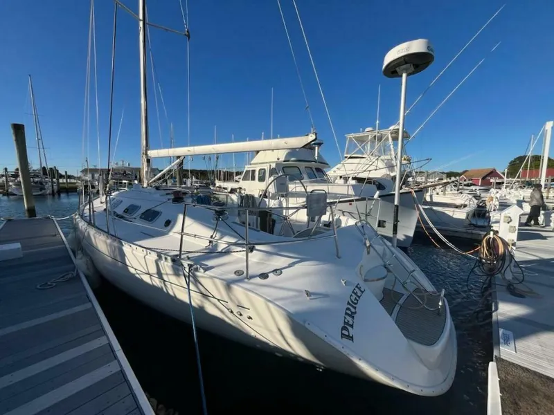 Slide: The Image of Beneteau 42s7 1996 - 7