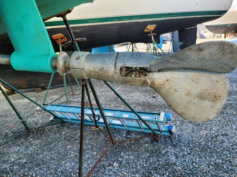 Slide: The Image of Beneteau 42s7 1996 - 74