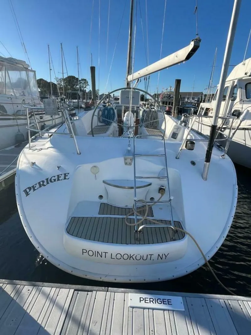 Slide: The Image of Beneteau 42s7 1996 - 8