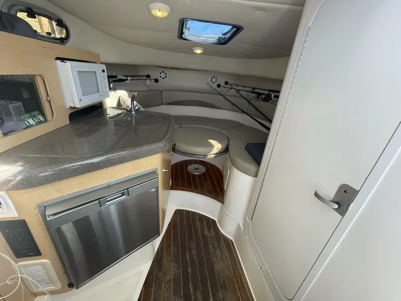 Slide: The Image of Boston Whaler 285 Conquest 2001 - 15