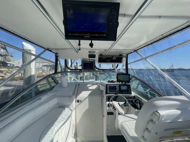 Slide: The Image of Boston Whaler 285 Conquest 2001 - 9
