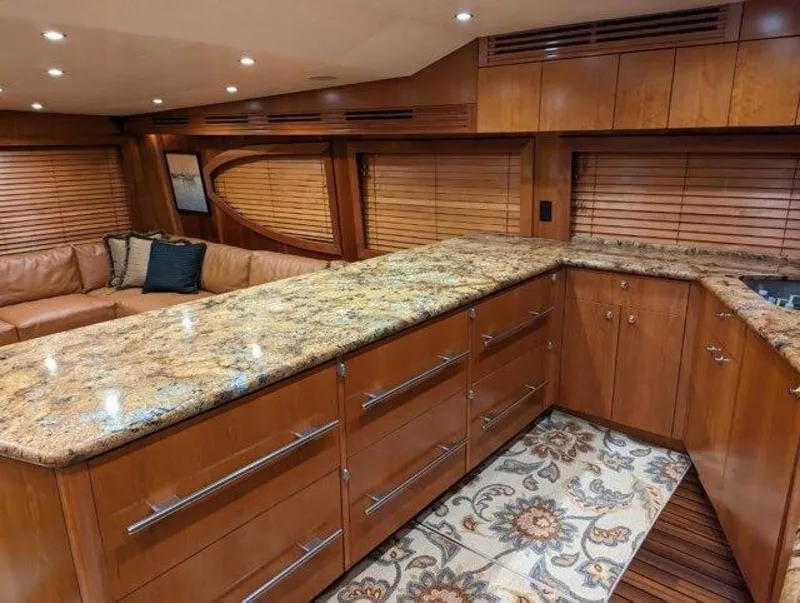 Slide: The Image of Hatteras 68 Convertible 2007 - 7