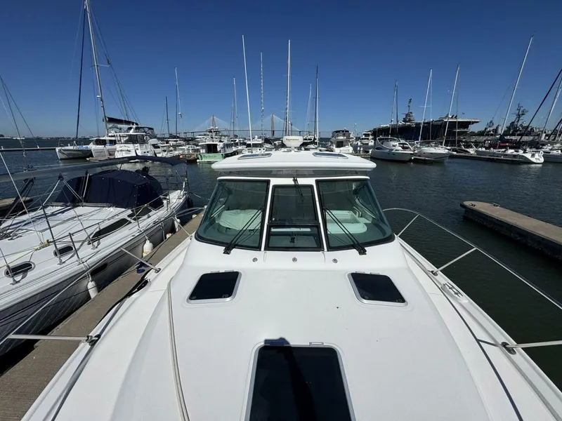 Slide: The Image of Tiara 3200 Open 2005 - 12