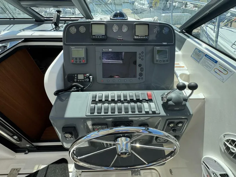 Slide: The Image of Tiara 3200 Open 2005 - 29