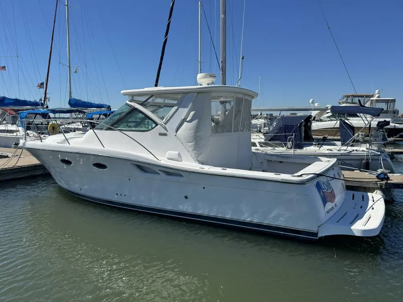 Slide: The Image of Tiara 3200 Open 2005 - 3