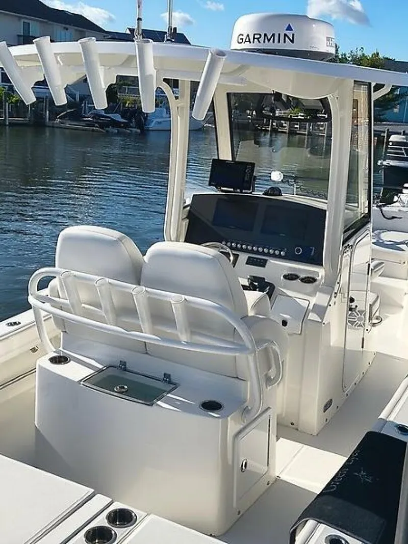 Slide: The Image of Regulator Marine 26 XO 2023 - 15