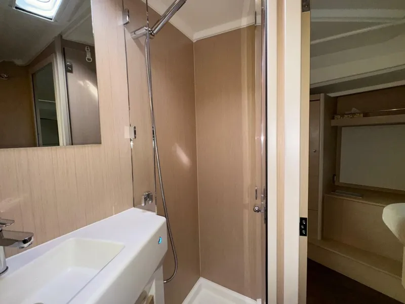 Slide: The Image of Beneteau Oceanis 40.1 2022 - 39