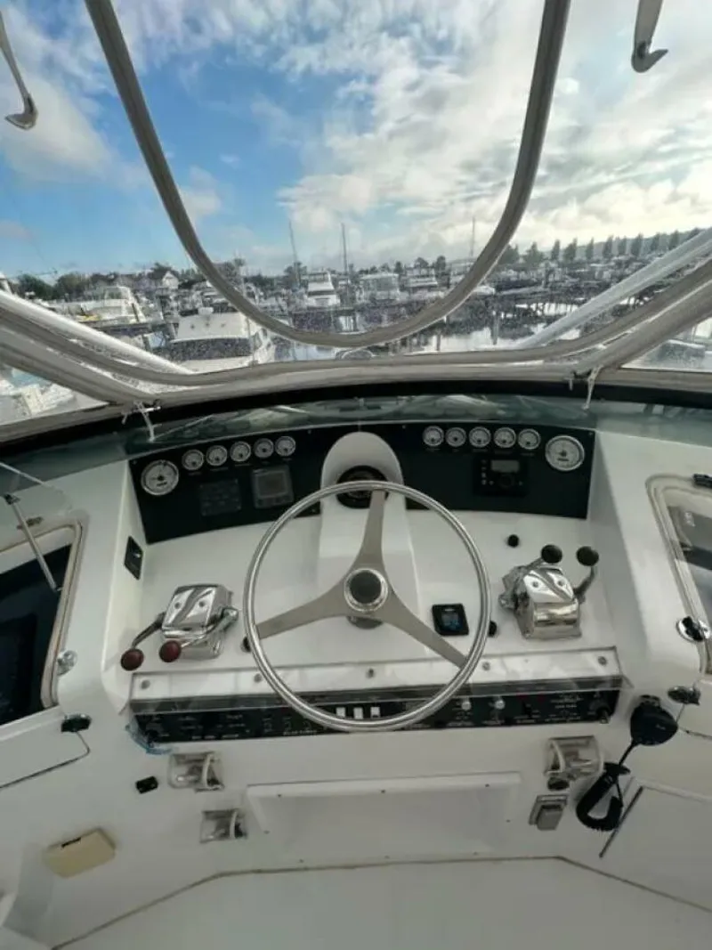 Slide: The Image of Hatteras 48 Cockpit Motor Yacht 1994 - 2