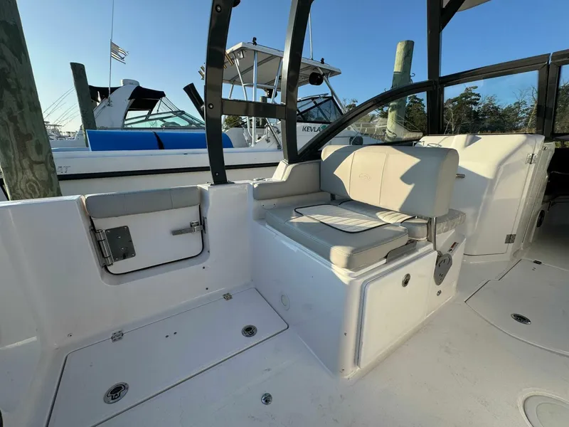 Slide: The Image of Sea Fox 268 Traveler 2023 - 9