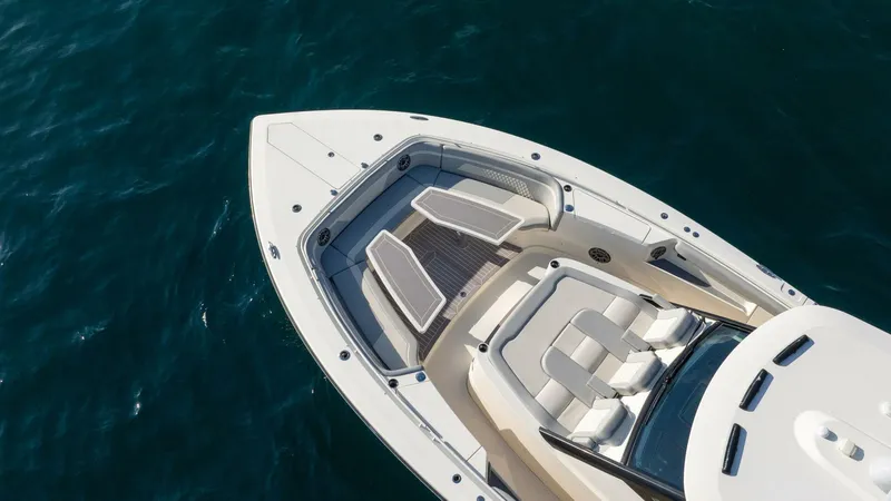 Slide: The Image of Scout 530 LXF 2023 - 8