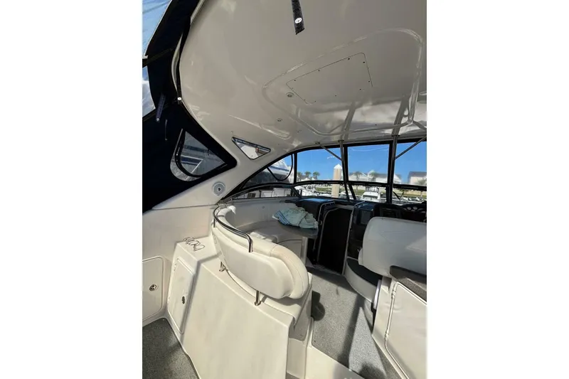 Slide: The Image of Regal 3760 Sportyacht 2007 - 15