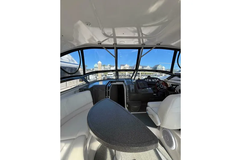 Slide: The Image of Regal 3760 Sportyacht 2007 - 20