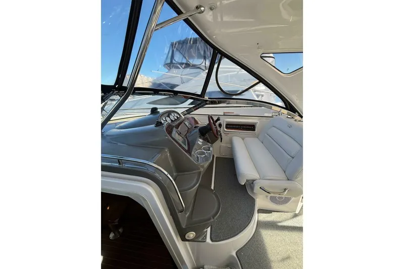 Slide: The Image of Regal 3760 Sportyacht 2007 - 23