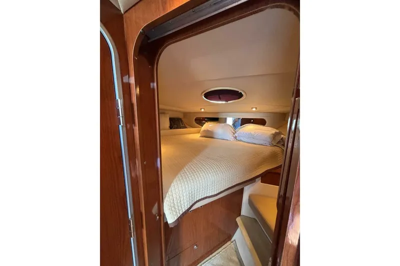 Slide: The Image of Regal 3760 Sportyacht 2007 - 33