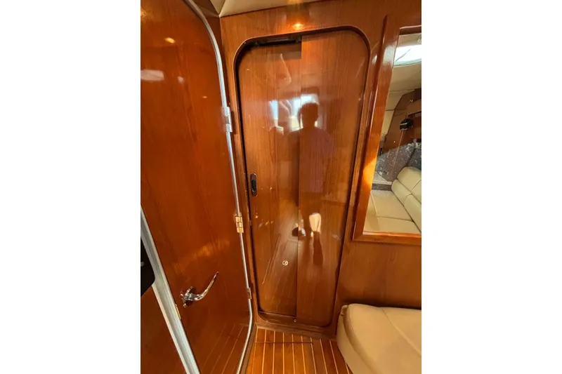 Slide: The Image of Regal 3760 Sportyacht 2007 - 41