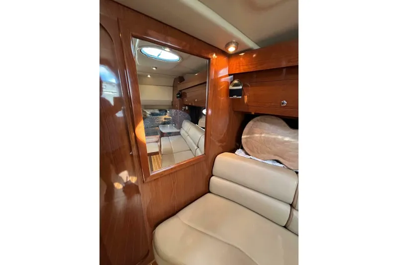 Slide: The Image of Regal 3760 Sportyacht 2007 - 42
