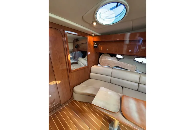Slide: The Image of Regal 3760 Sportyacht 2007 - 43