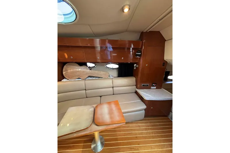 Slide: The Image of Regal 3760 Sportyacht 2007 - 44