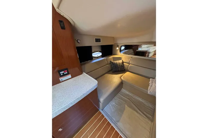 Slide: The Image of Regal 3760 Sportyacht 2007 - 46