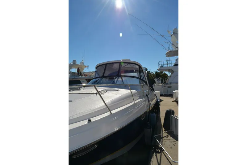 Slide: The Image of Regal 3760 Sportyacht 2007 - 8