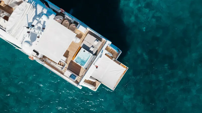 Slide: The Image of Azimut 2023 Grande 32 Metri 2023 - 13