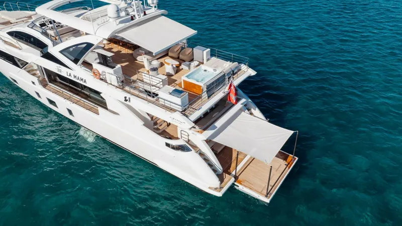 Slide: The Image of Azimut 2023 Grande 32 Metri 2023 - 14