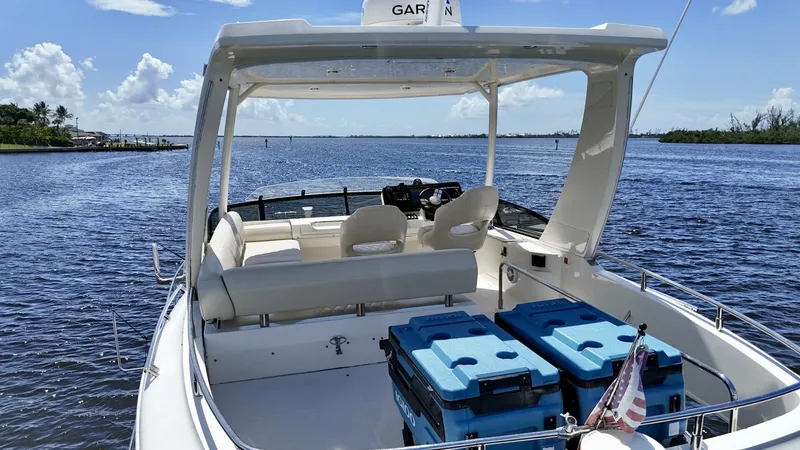 Slide: The Image of Carver Yachts C40 2017 - 14