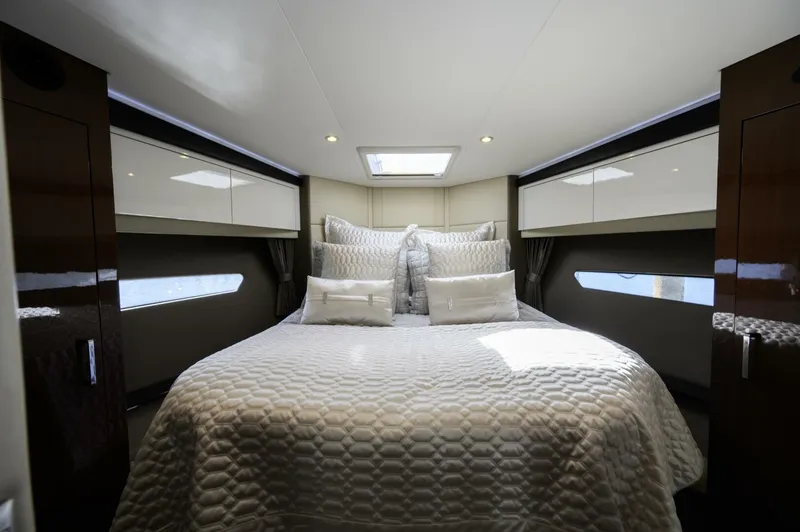 Slide: The Image of Carver Yachts C40 2017 - 25