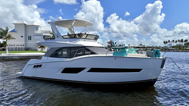 Slide: The Image of Carver Yachts C40 2017 - 3